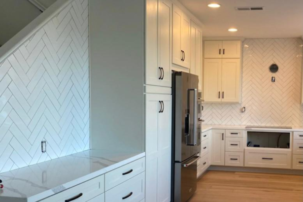 Herringbone Subway Tile Kitchen Backsplash